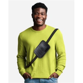 P200 MERET Small Personal Response Black Pack